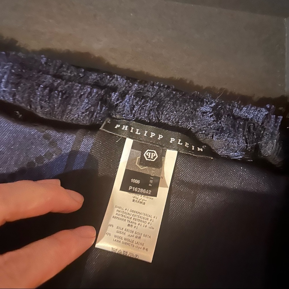 Scarff - Picture 2 of 4